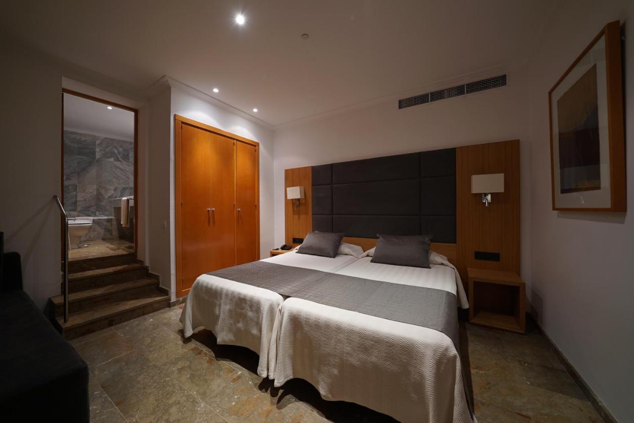 Quintuple Room,1141925323:JPEG